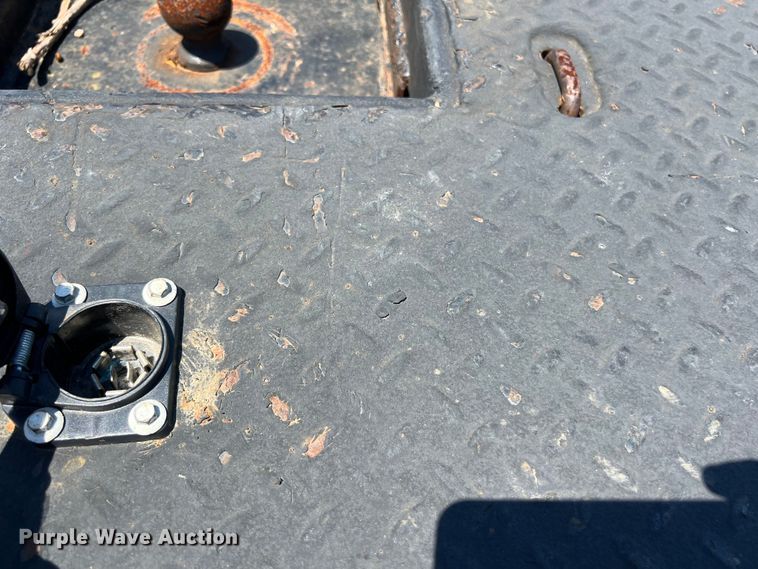 image for item LU9856 2012 Dodge Ram 4500HD flatbed pickup truck