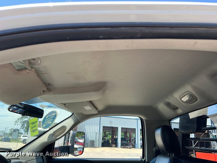 image for item LU9856 2012 Dodge Ram 4500HD flatbed pickup truck