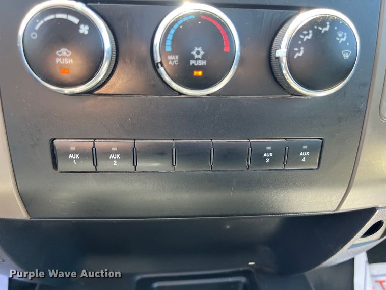 image for item LU9856 2012 Dodge Ram 4500HD flatbed pickup truck