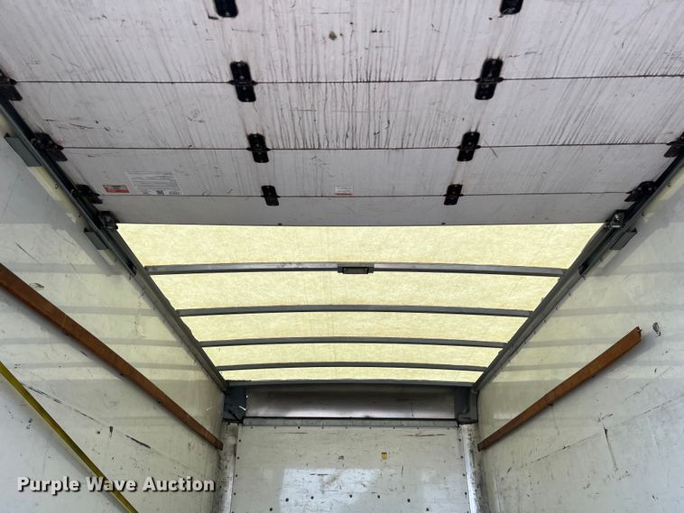 image for item LU9859 2016 GMC Savana 3500 box truck