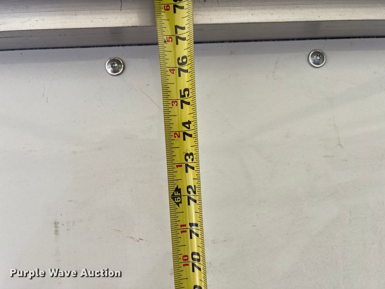 image for item LU9859 2016 GMC Savana 3500 box truck