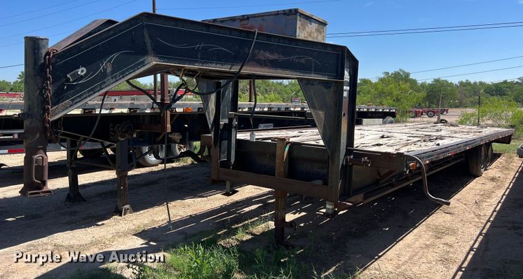 image for item LU9868 1998 Pero equipment trailer