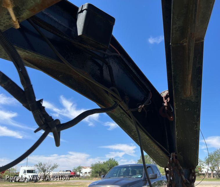 image for item LU9868 1998 Pero equipment trailer