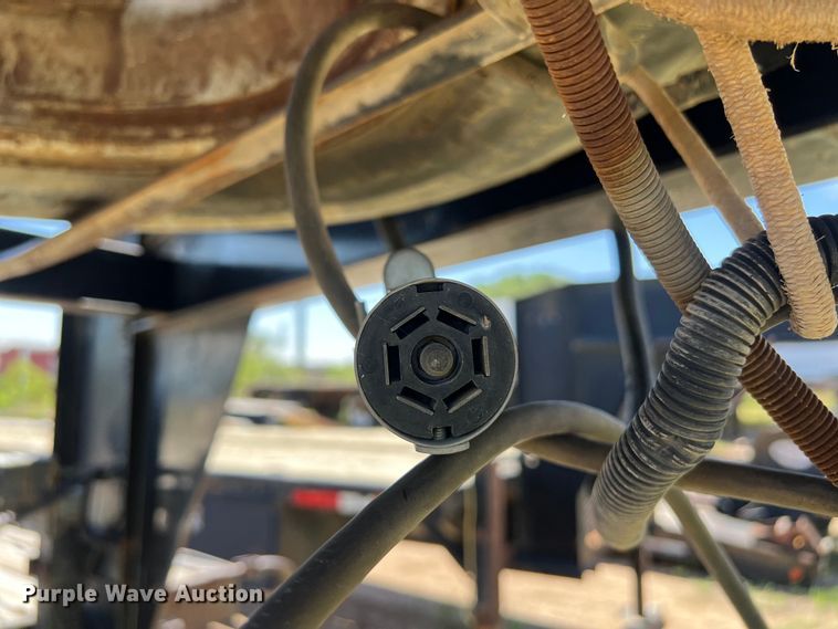 image for item LU9868 1998 Pero equipment trailer