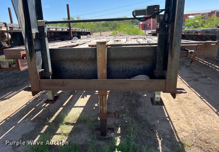 image for item LU9868 1998 Pero equipment trailer