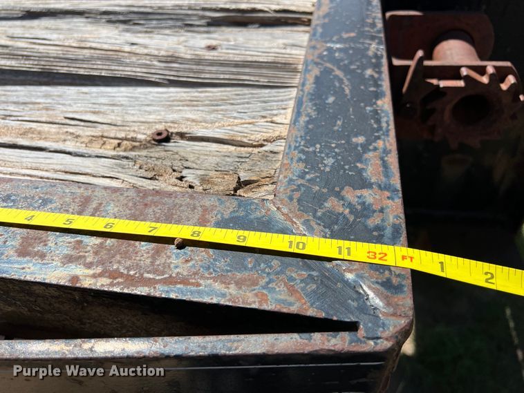 image for item LU9868 1998 Pero equipment trailer