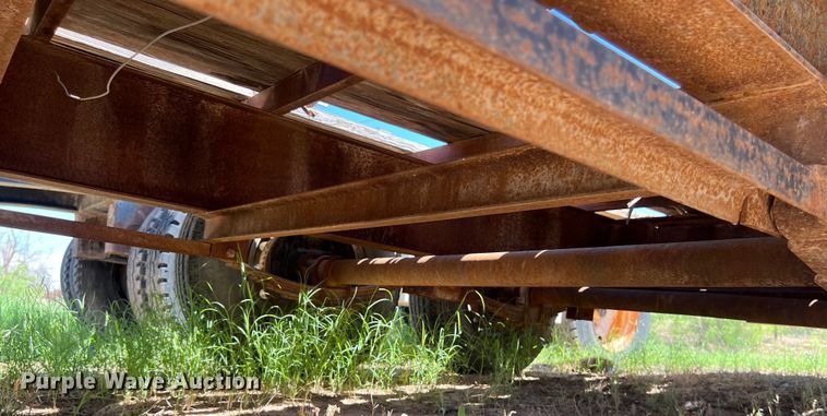 image for item LU9868 1998 Pero equipment trailer