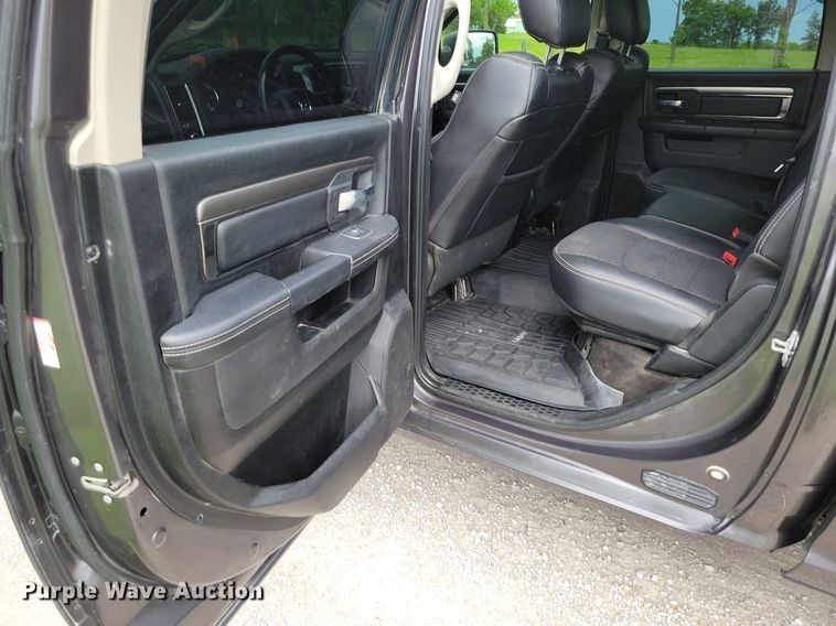 image for item MJ9438 2018 Dodge Ram 1500 Crew Cab pickup truck