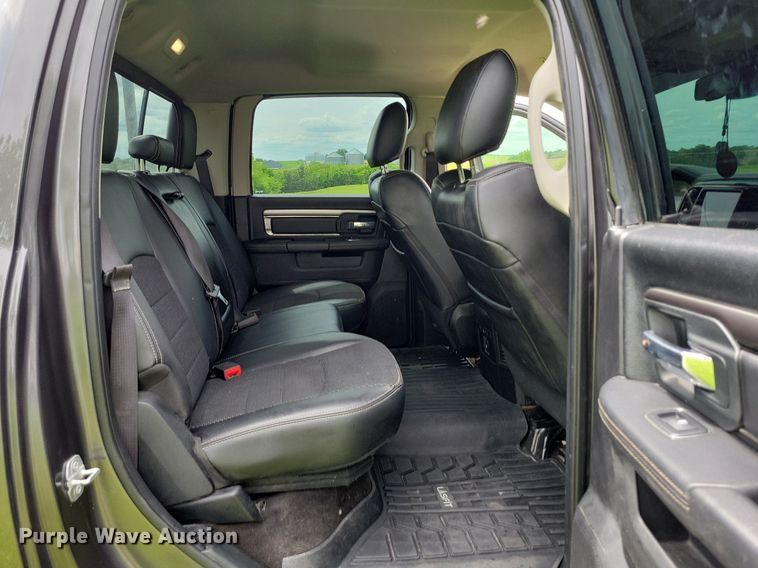 image for item MJ9438 2018 Dodge Ram 1500 Crew Cab pickup truck