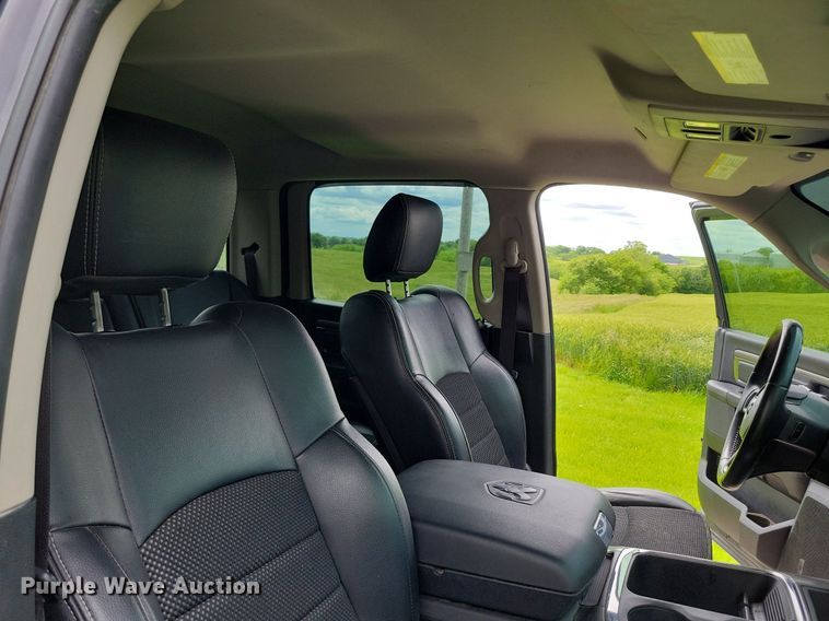 image for item MJ9438 2018 Dodge Ram 1500 Crew Cab pickup truck