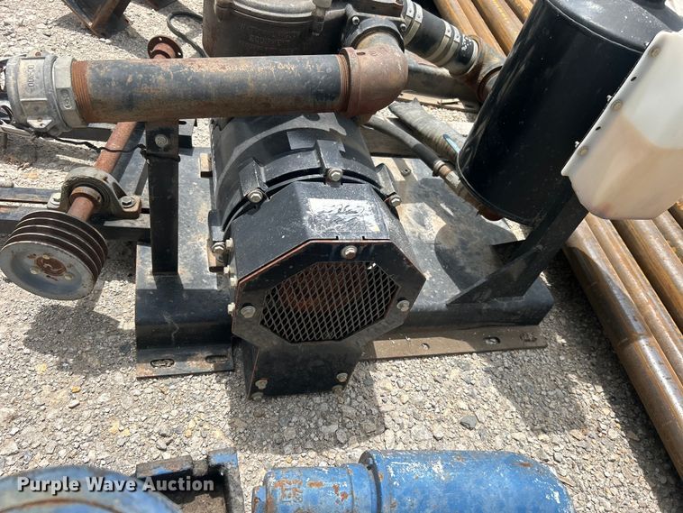 (3) Challenger 100607FS 607 Heavy Duty vacuum pumps in Tulsa, OK