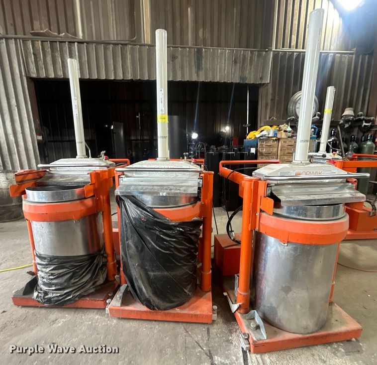 image for item NB9413 (3) Orwak 5030-B refuse compactors