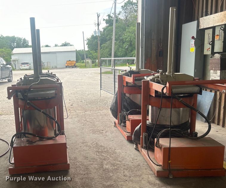 image for item NB9414 (4) Orwak 5030-B refuse compactors