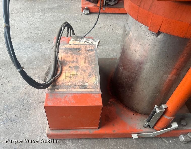 image for item NB9414 (4) Orwak 5030-B refuse compactors