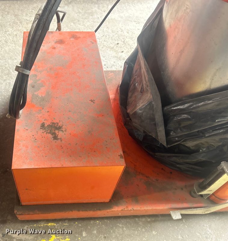 image for item NB9414 (4) Orwak 5030-B refuse compactors