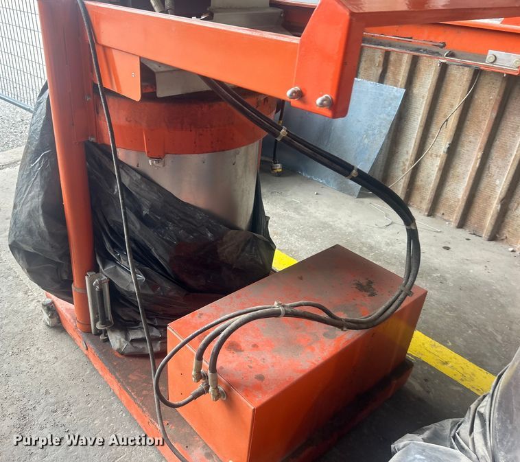 image for item NB9414 (4) Orwak 5030-B refuse compactors