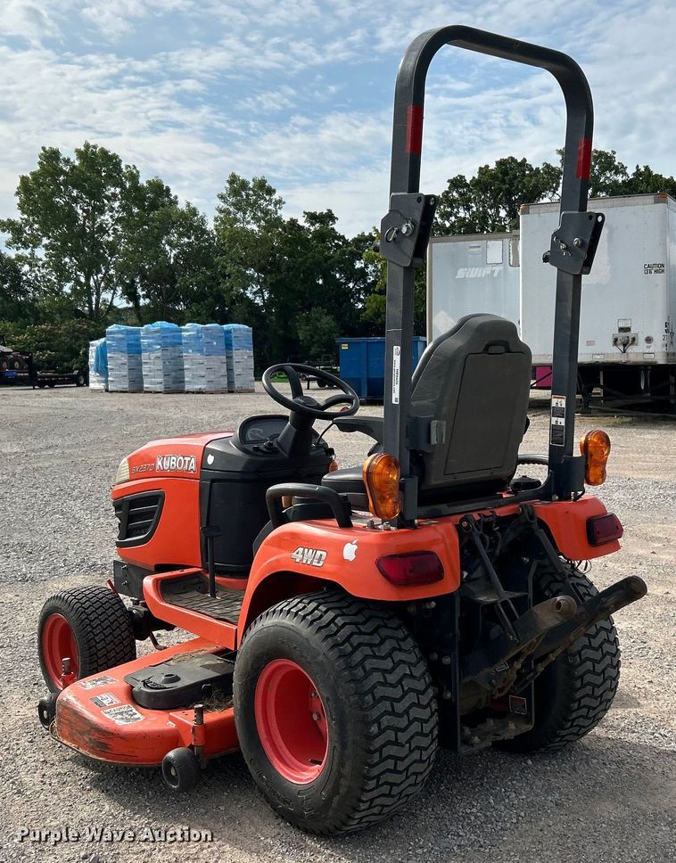 image for item NB9420 2016 Kubota BX2370 MFWD tractor