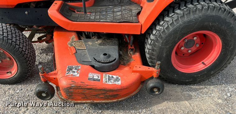 image for item NB9420 2016 Kubota BX2370 MFWD tractor