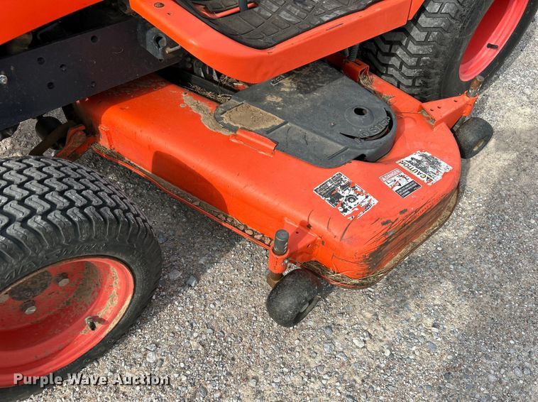 image for item NB9420 2016 Kubota BX2370 MFWD tractor