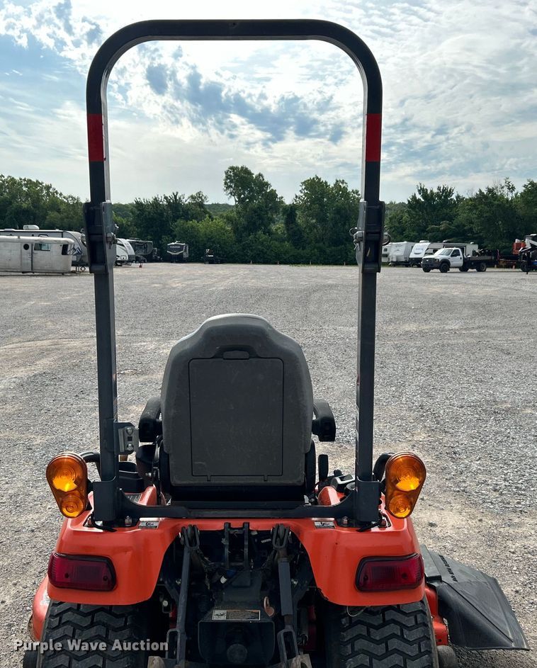 image for item NB9420 2016 Kubota BX2370 MFWD tractor