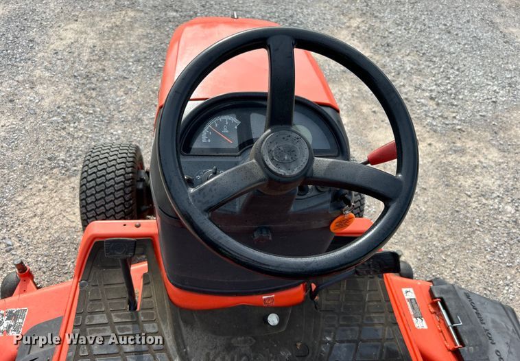 image for item NB9420 2016 Kubota BX2370 MFWD tractor