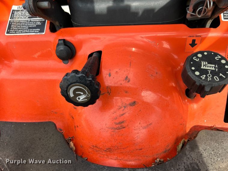 image for item NB9420 2016 Kubota BX2370 MFWD tractor