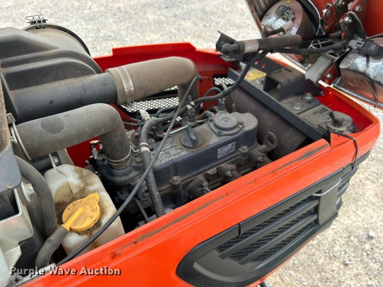 image for item NB9420 2016 Kubota BX2370 MFWD tractor