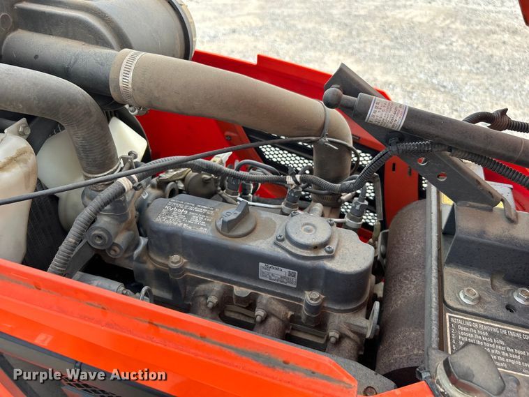 image for item NB9420 2016 Kubota BX2370 MFWD tractor