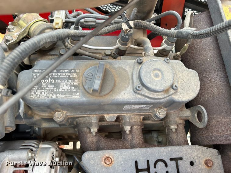 image for item NB9420 2016 Kubota BX2370 MFWD tractor