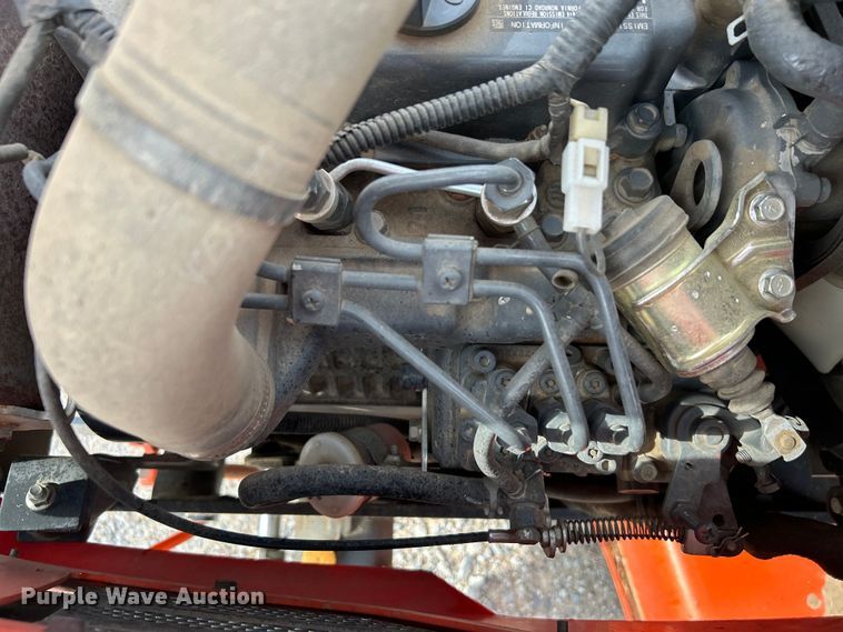 image for item NB9420 2016 Kubota BX2370 MFWD tractor