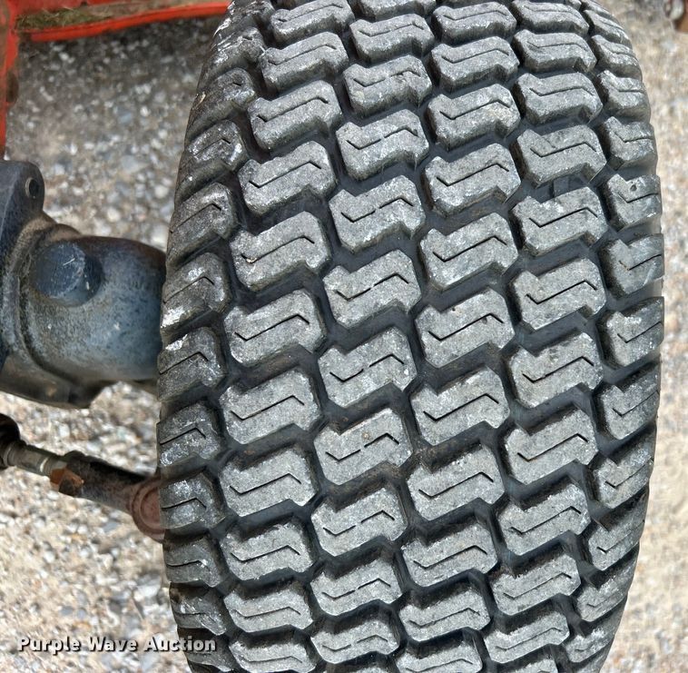 image for item NB9420 2016 Kubota BX2370 MFWD tractor