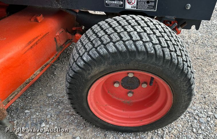 image for item NB9420 2016 Kubota BX2370 MFWD tractor