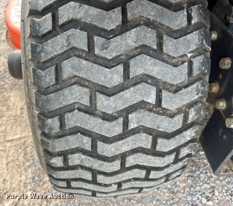 image for item NB9420 2016 Kubota BX2370 MFWD tractor