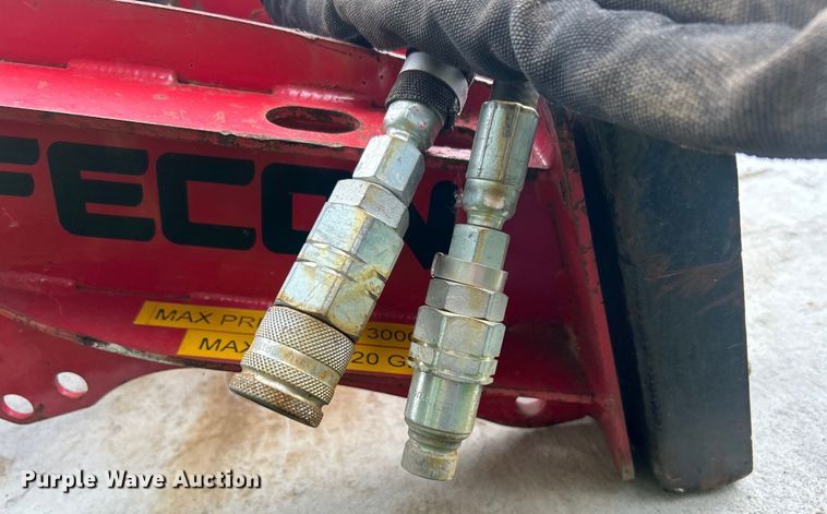 image for item NB9422 Fecon SHX22CL-10-18-HO compact utility loader stump grinder