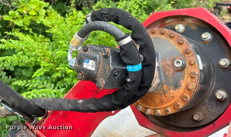 image for item NB9422 Fecon SHX22CL-10-18-HO compact utility loader stump grinder