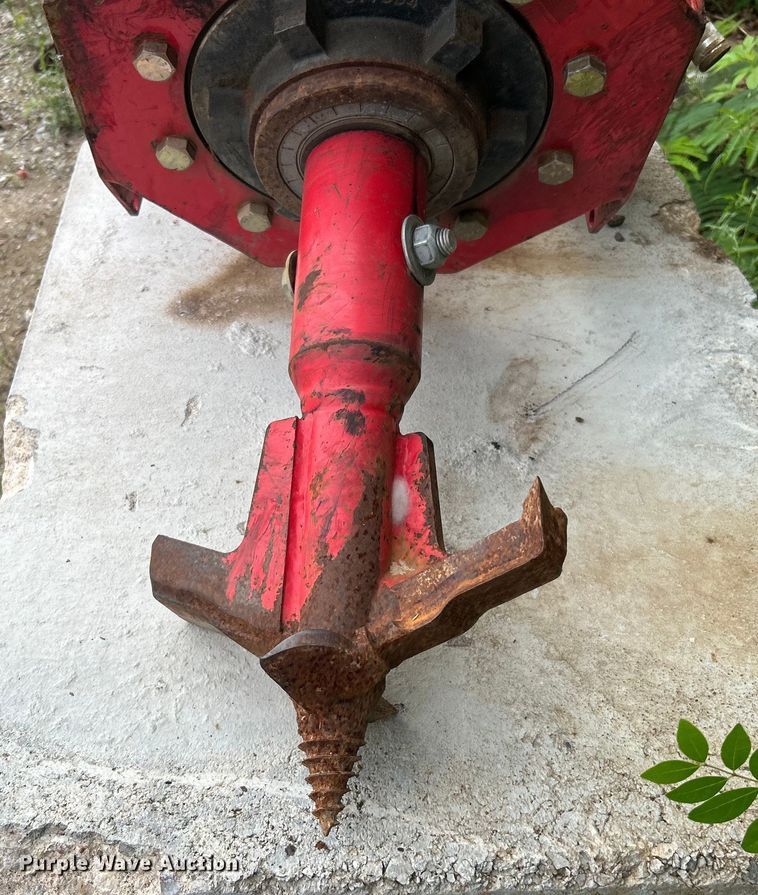 image for item NB9422 Fecon SHX22CL-10-18-HO compact utility loader stump grinder