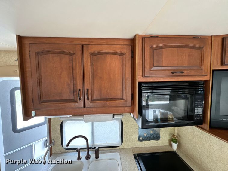 image for item ND9229 2008 Jayco Greyhawk 31SS RV