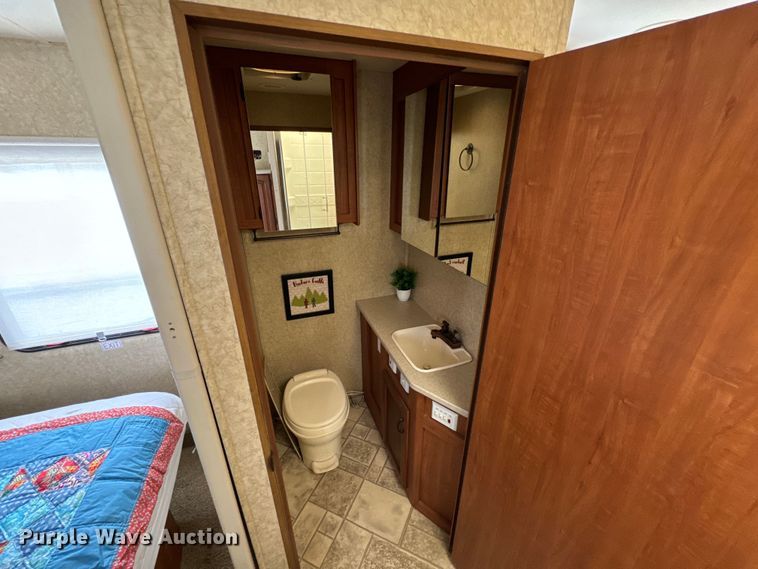 image for item ND9229 2008 Jayco Greyhawk 31SS RV