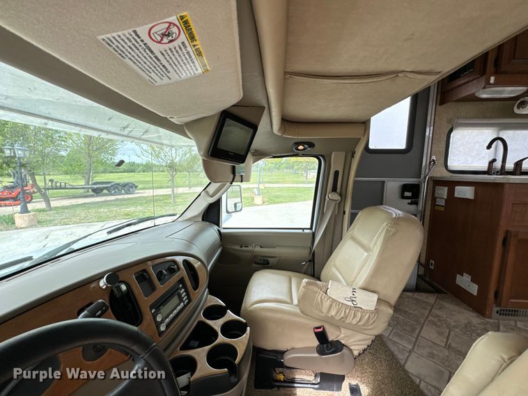 image for item ND9229 2008 Jayco Greyhawk 31SS RV