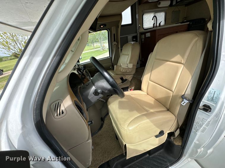 image for item ND9229 2008 Jayco Greyhawk 31SS RV