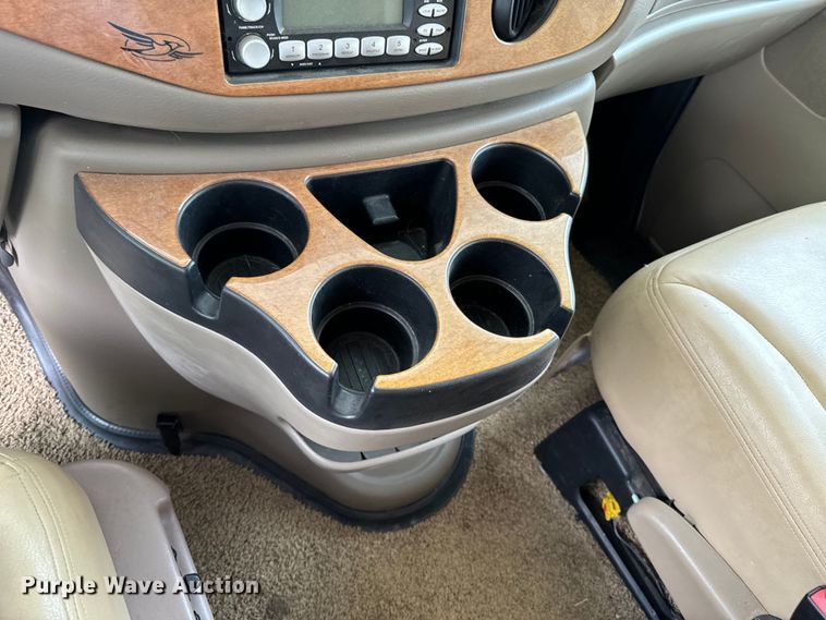 image for item ND9229 2008 Jayco Greyhawk 31SS RV