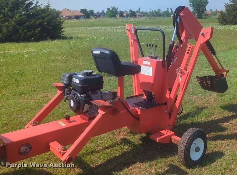 image for item NG9761 DR backhoe