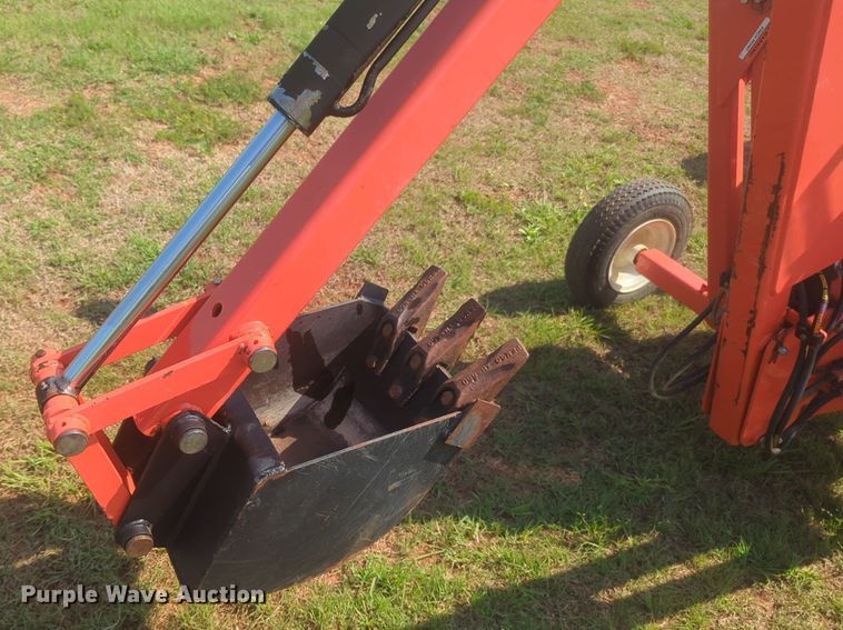 image for item NG9761 DR backhoe
