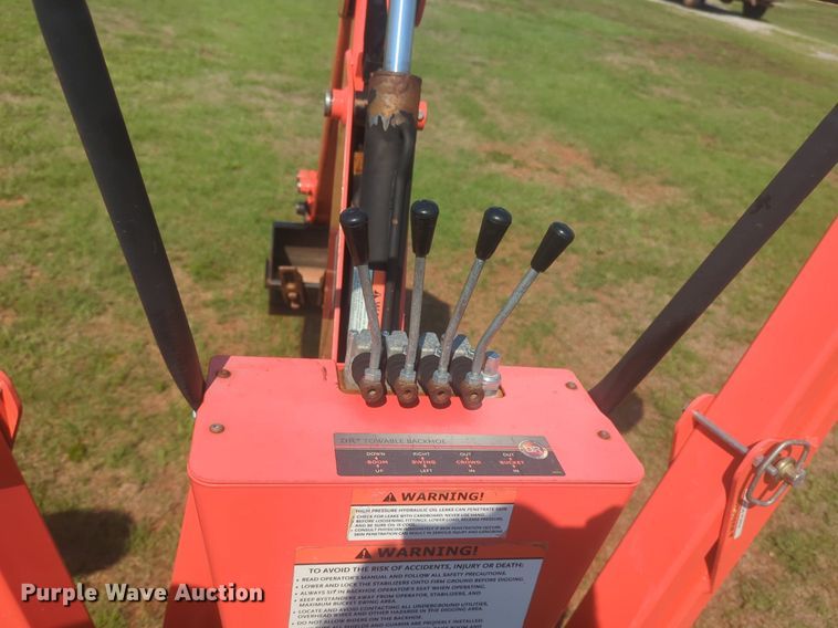 image for item NG9761 DR backhoe