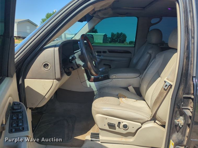 image for item NG9785 2006 Cadallic Escalade SUV