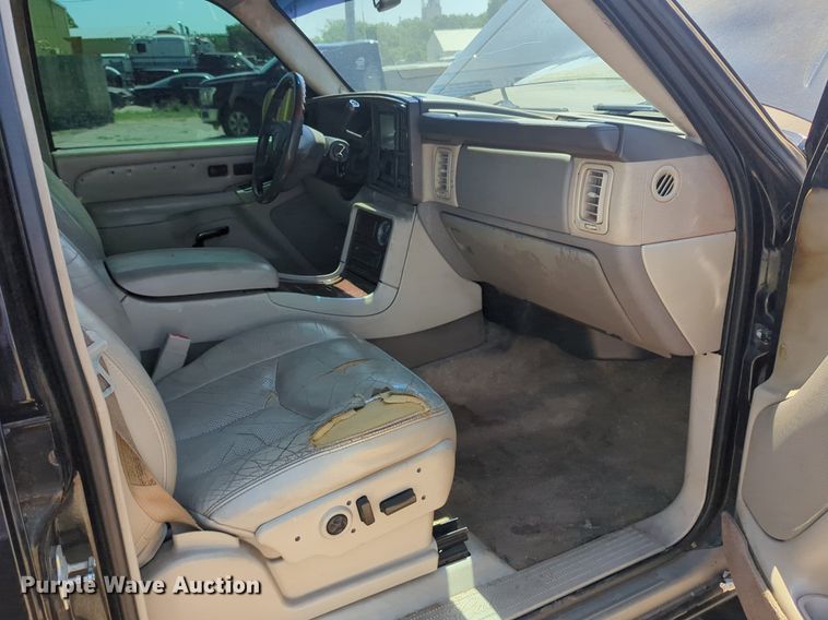 image for item NG9785 2006 Cadallic Escalade SUV