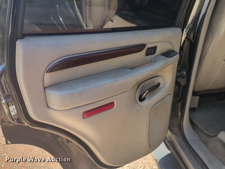 image for item NG9785 2006 Cadallic Escalade SUV