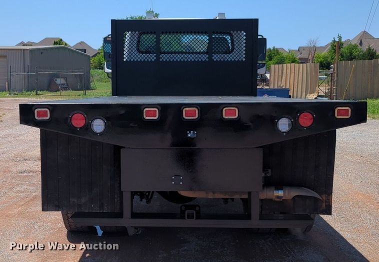 image for item NG9803 2016 Freightliner flatbed truck
