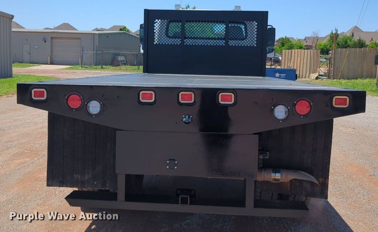 image for item NG9803 2016 Freightliner flatbed truck