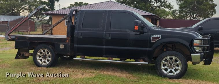 image for item NG9863 2008 Ford F250 Super Duty Crew Cab bale bed pickup truck